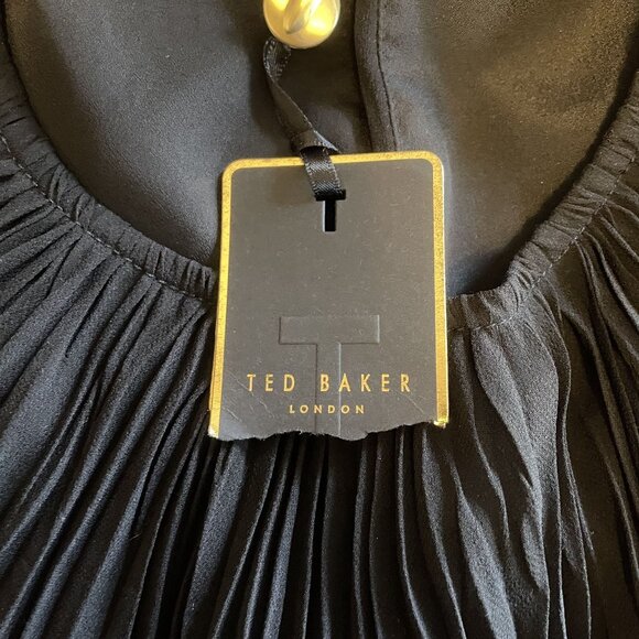 NWT Ted Baker Black Pleated Cap Sleeve Cocktail Dress With Back Zip Decor Size 4 - Picture 11 of 13